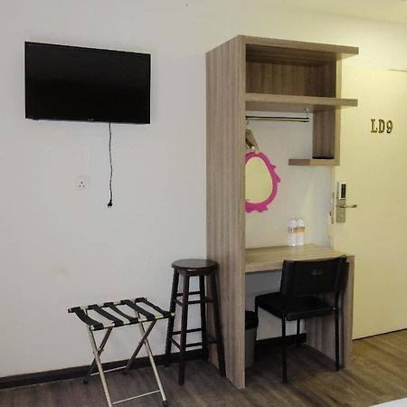 קוצ'ינג Natol Homestay - London מראה חיצוני תמונה