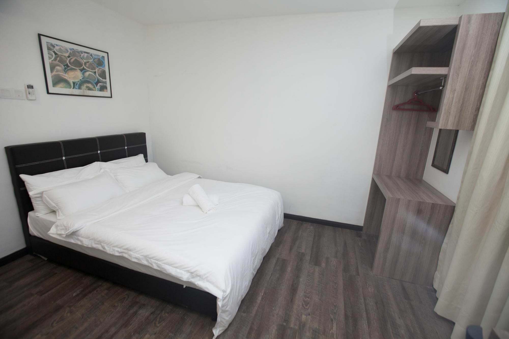 קוצ'ינג Natol Homestay - London מראה חיצוני תמונה