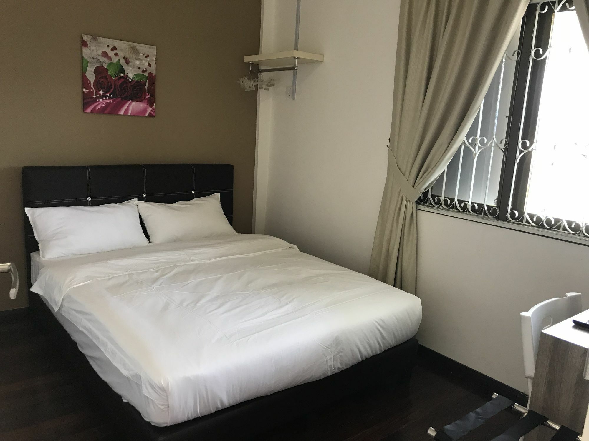 קוצ'ינג Natol Homestay - London מראה חיצוני תמונה